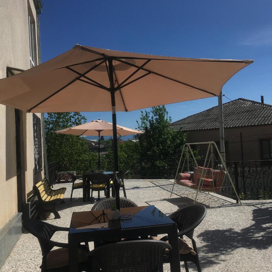 Gold Guest House Κουτάισι Εξωτερικό φωτογραφία