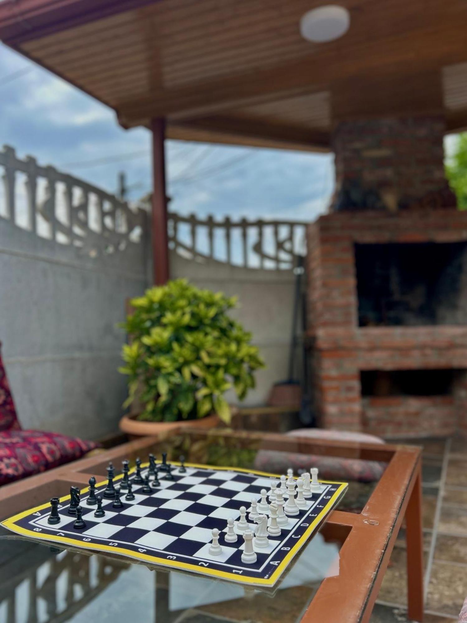 Gold Guest House Κουτάισι Εξωτερικό φωτογραφία